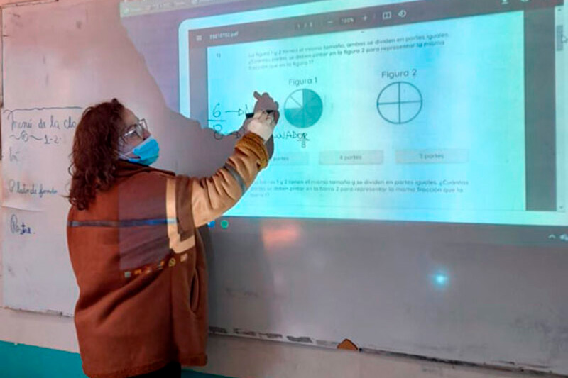 Adaptativamente ha sido un apoyo. Se aprende mucho con la plataforma